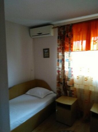 Pensiunea SENA Focsani - Photo2