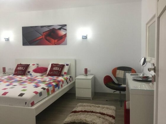 ELI Luxury Apartment Galati - Photo2