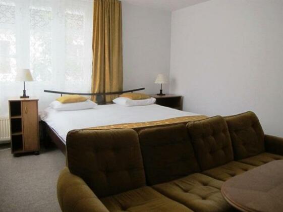 German Forum Accommodation - Photo4