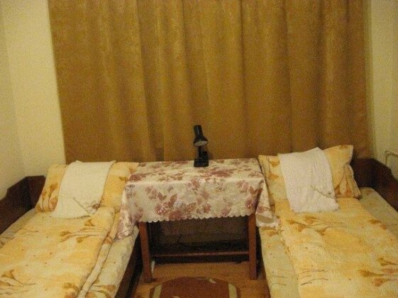 Lary Hostel Gura Humorului - Photo5