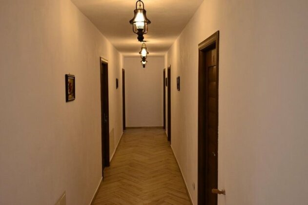 Pensiunea Indra - Photo2
