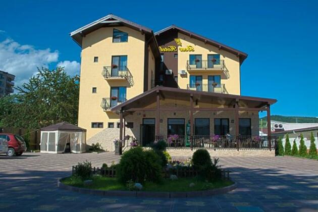 Best Hotel Hunedoara - Photo2