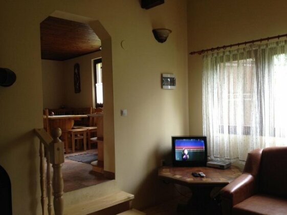 Gyulak Guesthouse - Photo2