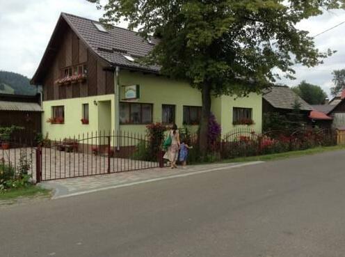 Bucovina Hills Guesthouse - Photo2