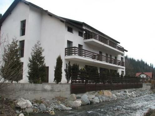 Pension House of River 1