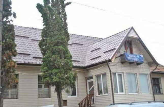 Casa ERNST