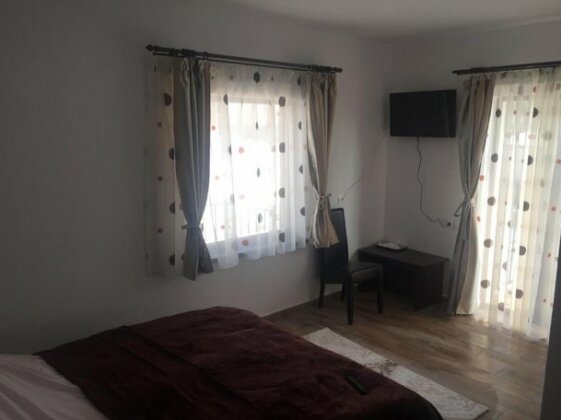 Elite Gasthaus - Photo4