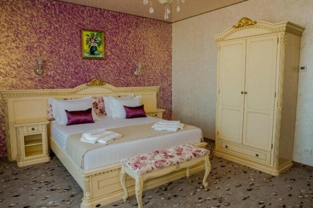 Almar Luxury - Photo4