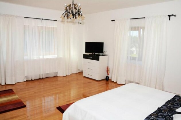 Casa de Vacanta Divine Novaci - Photo2