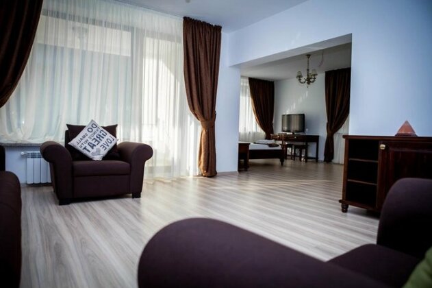 Pensiunea Almas - Photo4