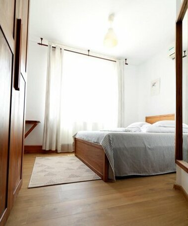 Casa Colinelor - Photo2