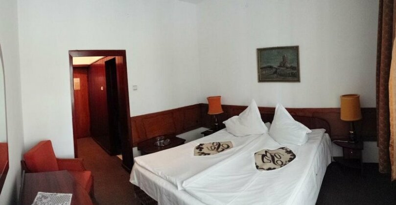 Hotel Cirus - Photo3