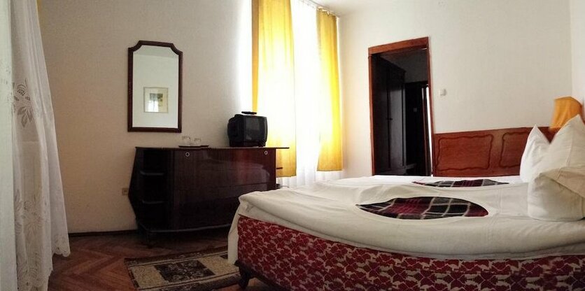 Hotel Cirus - Photo4