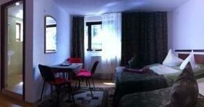 Pensiunea Margaritar - Photo3