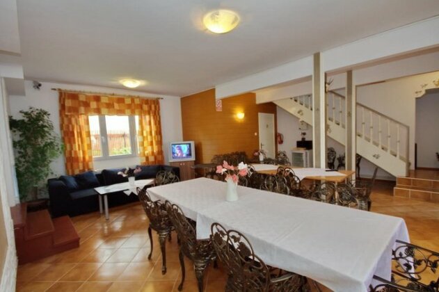 Pensiunea Safir - Photo3