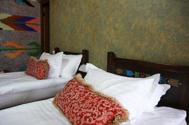 Hotel Galany - Photo4