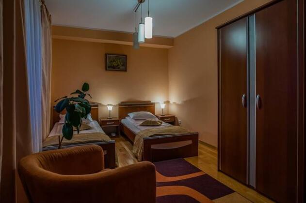 Hotel Maria Radauti - Photo5