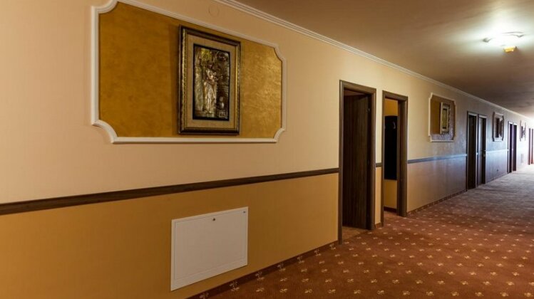 Hotel Monte Carlo Reghin - Photo4