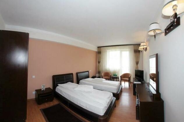 Hotel Dumbrava Rupea - Photo4