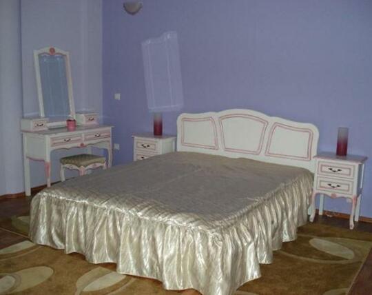 Complex Caprice Monterou - Photo3