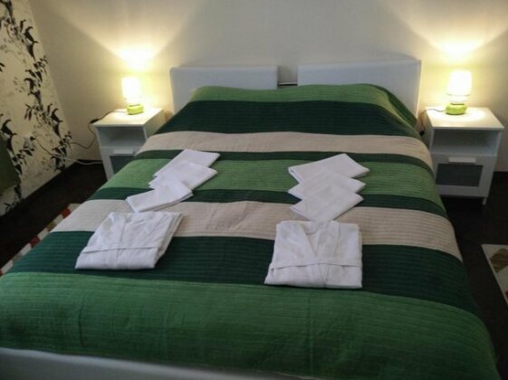 Cately Guesthouse - Photo4