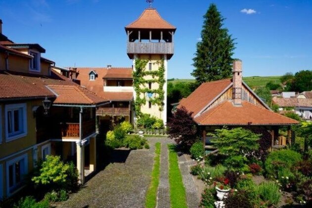 Flanderhof Manor