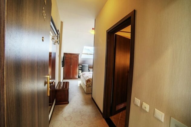 DoubleTree by Hilton Hotel Sighisoara - Cavaler - Photo3