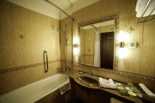 DoubleTree by Hilton Hotel Sighisoara - Cavaler - Photo4