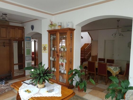 Pensiunea Lorincz Panzio - Photo2