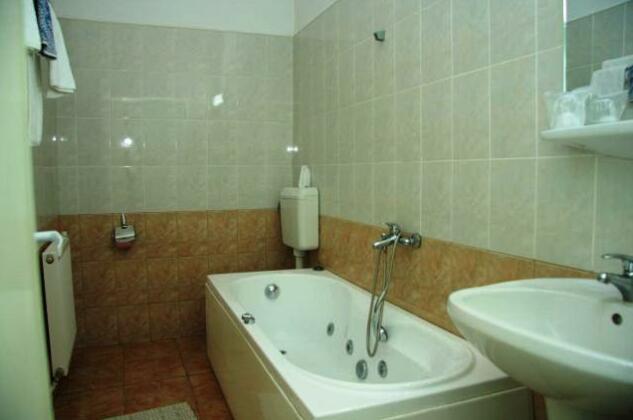 Vila Maria Hotel Sovata - Photo5