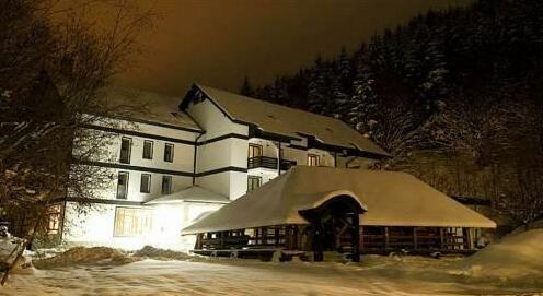 Casa Gjomakaj Bucovina - Photo3