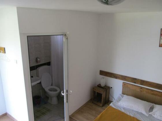 Hesta - Photo2