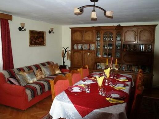 Pensiunea Casa Victor - Photo5