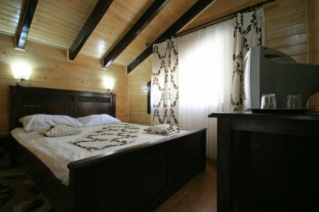 Complex Turistic Le Baron - Photo2