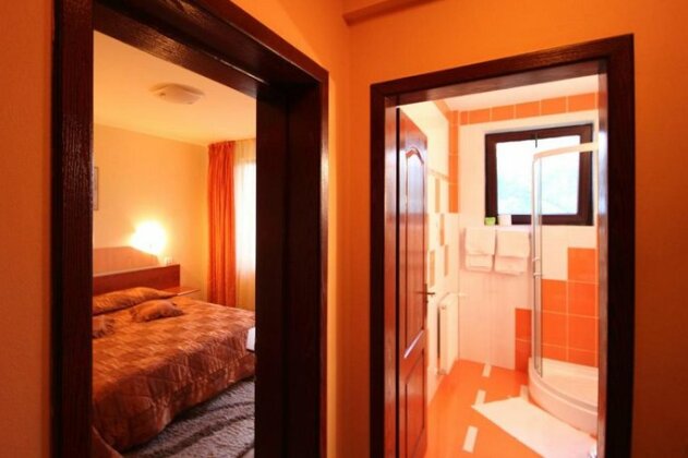 Complex Turistic Le Baron - Photo4