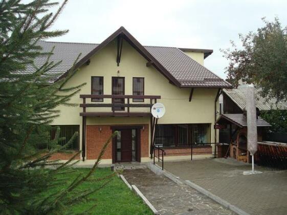 Pensiunea Grohinschi - Photo2