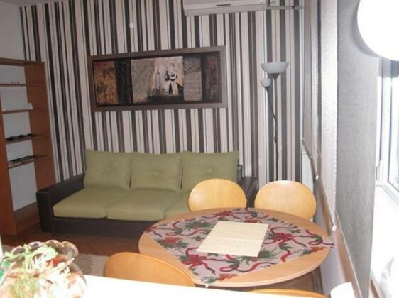 Apartment 19 - Photo3