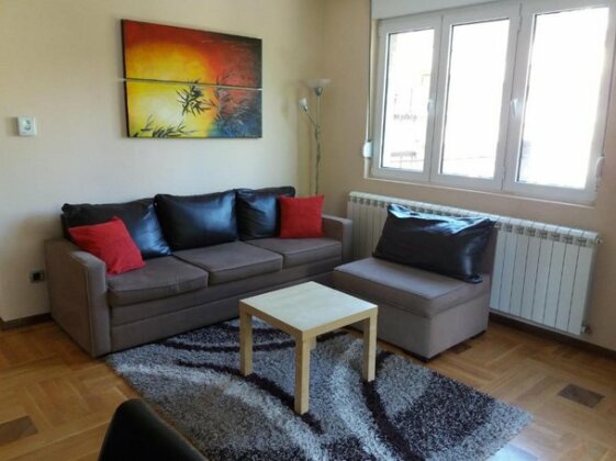 Luna Zvezdara Belgrade - Photo2