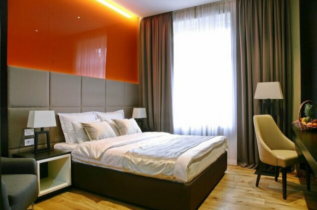 Maccani Luxury Suites - Photo4