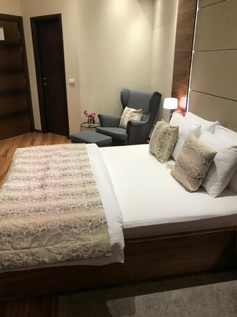 NV Luxury Suites & Spa - Photo3