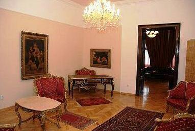 Rezime Crown Art and Gallery Residence Hotel Belgrade - Photo5