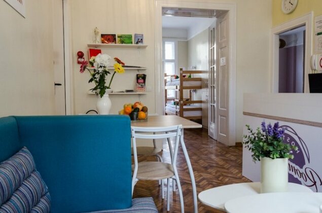 Roommates Hostel - Photo2