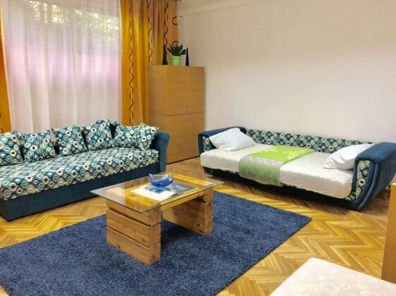 Wood Suites Belgrade - Photo2