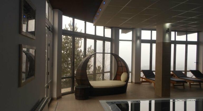 Hotel Milmari Resort - Photo3