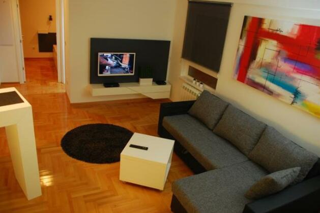 Home Apartment - Photo4