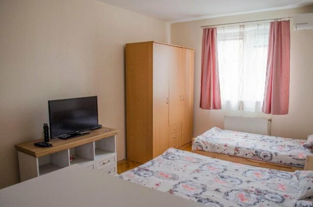 Apartments Jasmin Novi Sad - Photo4
