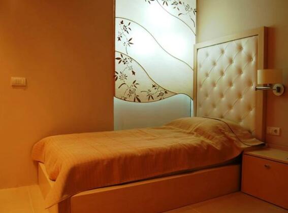 Garni Boutique Hotel Arta - Photo2