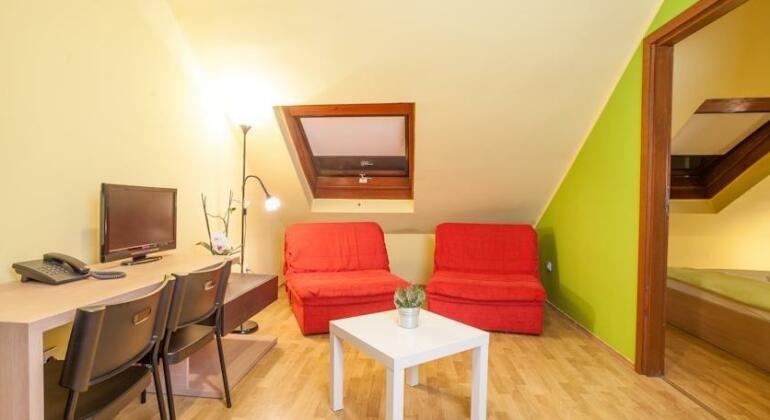 Garni CitiHotel Veliki - Photo5