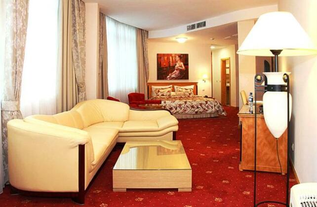 Garni Hotel Master - Photo5