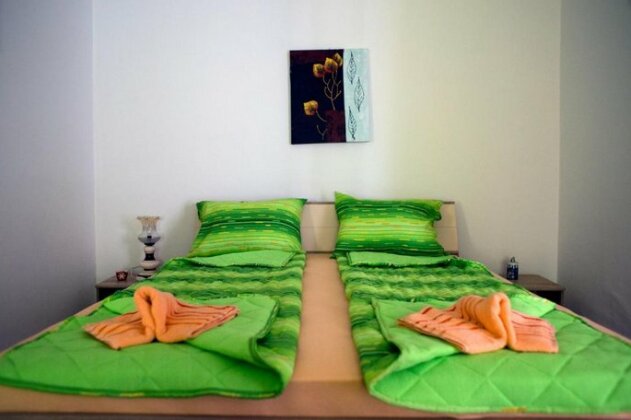 Green Apartment Novi Sad - Photo2